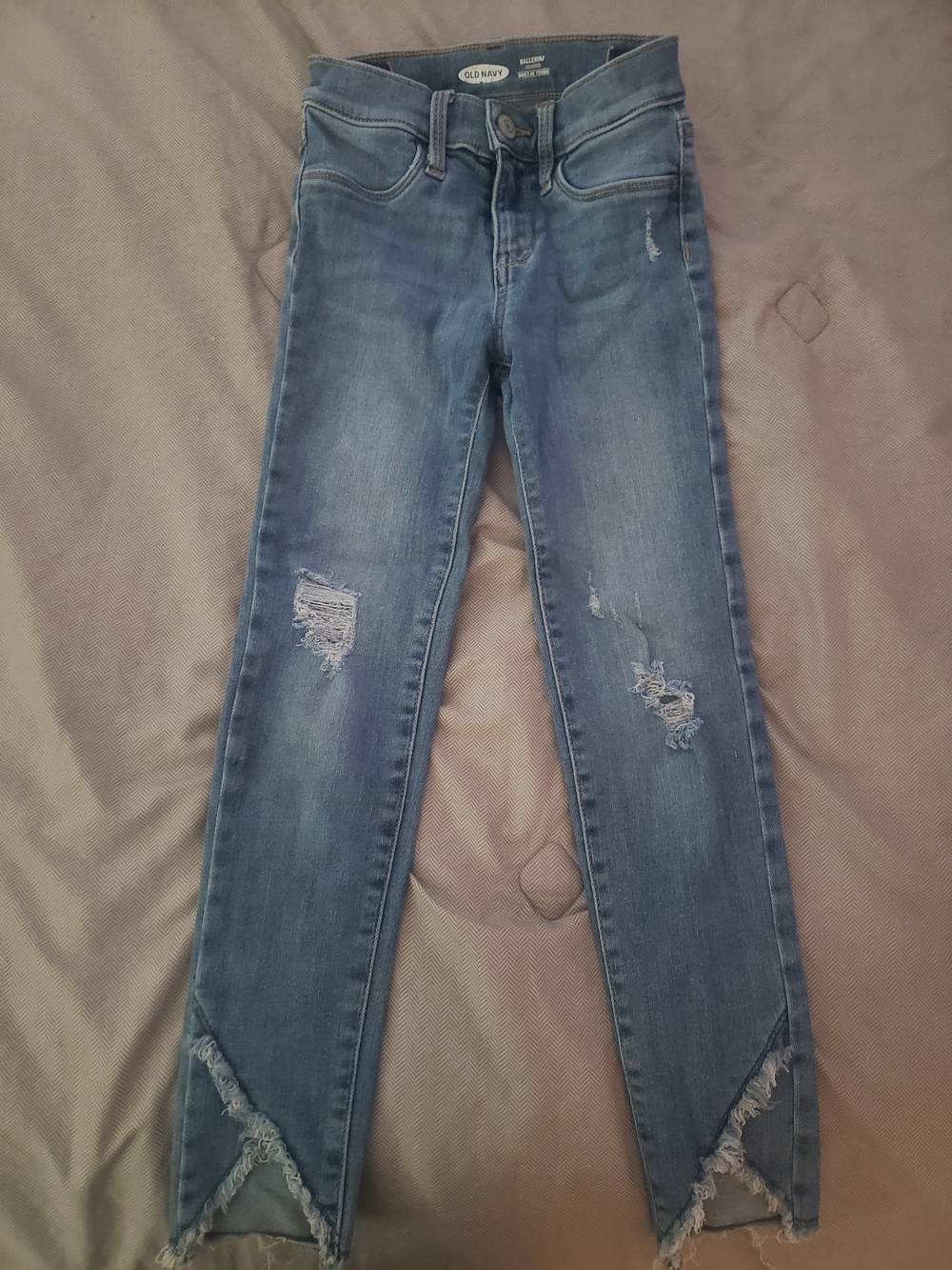 Old Navy Kids Medium Blue Ripped Balerina Skinny Jeans with Frayed Hem